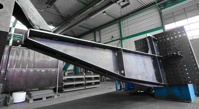 Stahl- und Metallbau Ihnen - 7-осевой робот упрощает и ускоряет процесс сварки на Ihnen